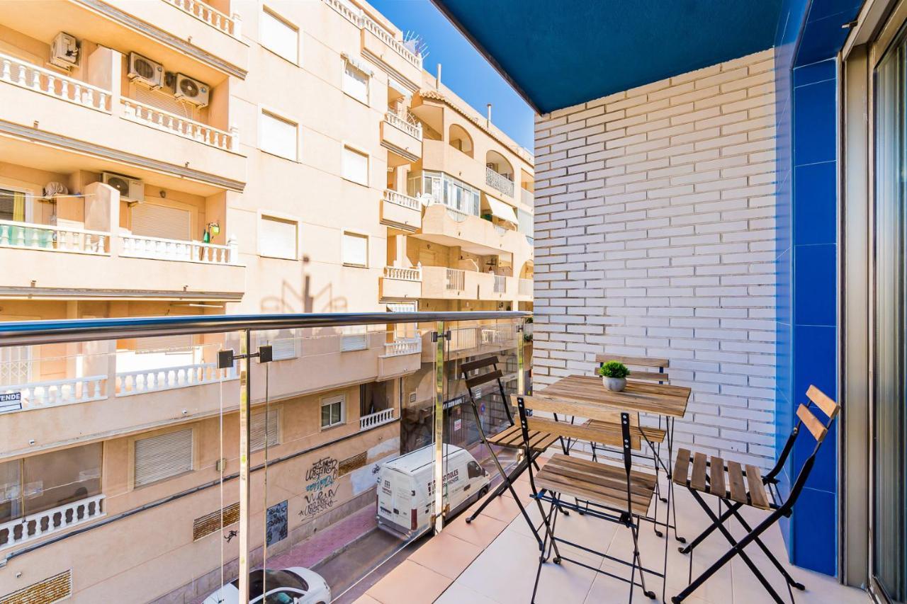 Apartamento Sunrise Orbiplaya Torrevieja Exterior photo