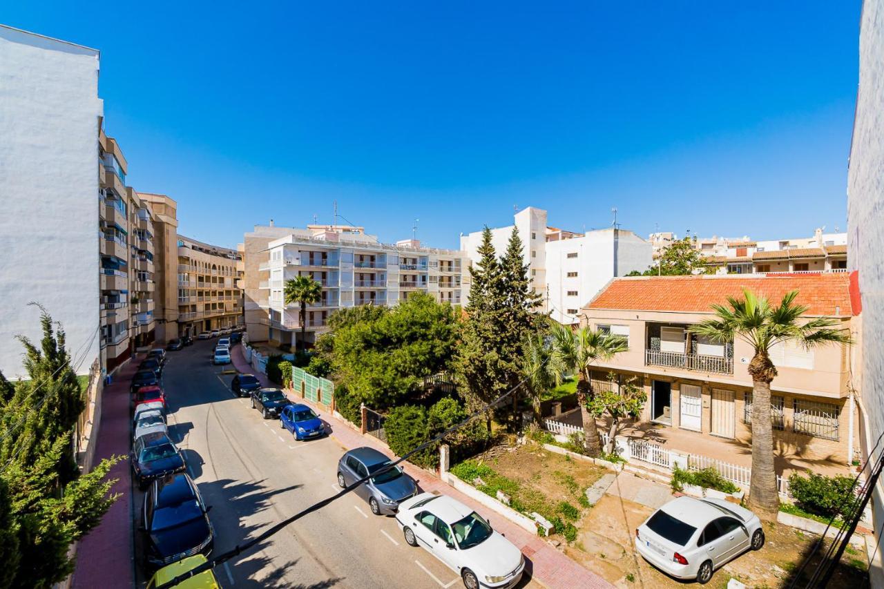 Apartamento Sunrise Orbiplaya Torrevieja Exterior photo
